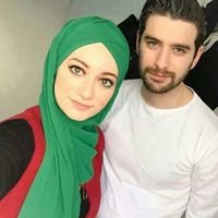 خليك معايا chat bot