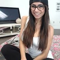ميا خليفة تتحدث-mia khalifa chat bot